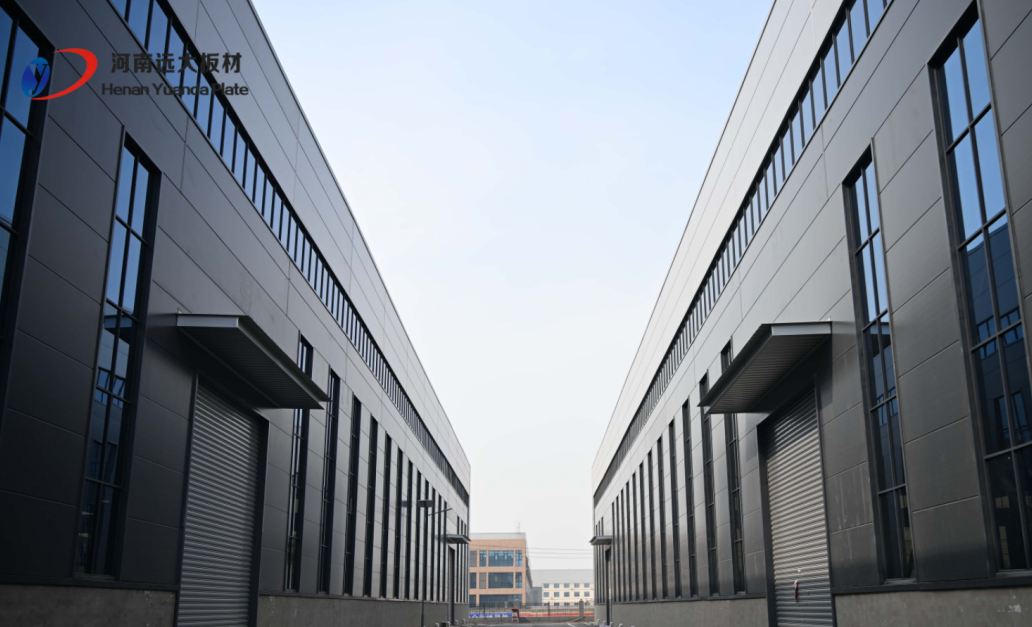 新建廠房外墻優(yōu)選材料：河南遠大聚氨酯封邊巖棉板應(yīng)用案例（十六棟）(圖3)