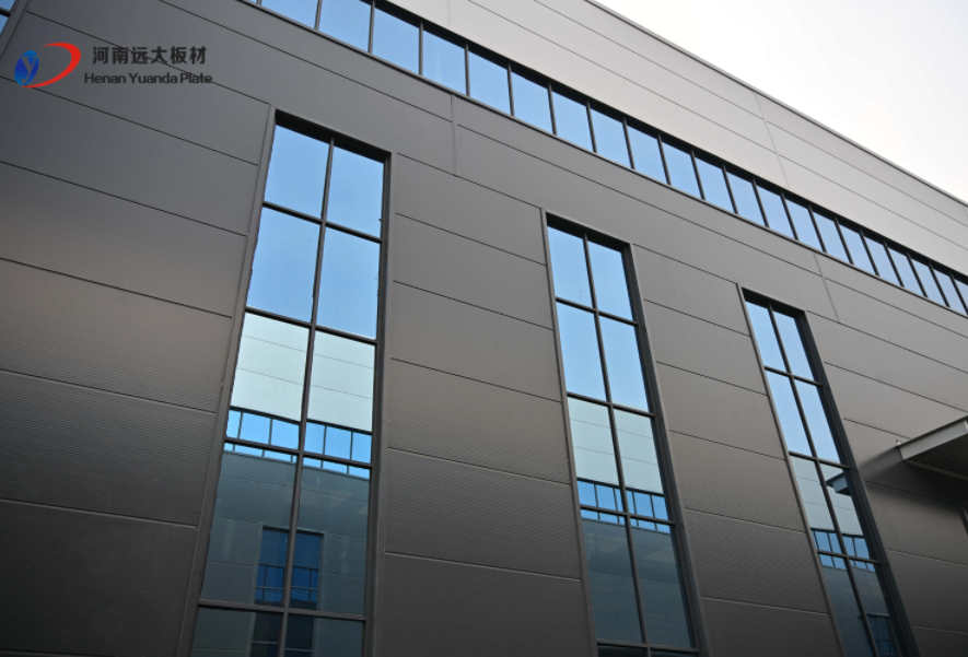 聚氨酯夾芯板：高效節(jié)能，防火防水，為建筑護航(圖3)